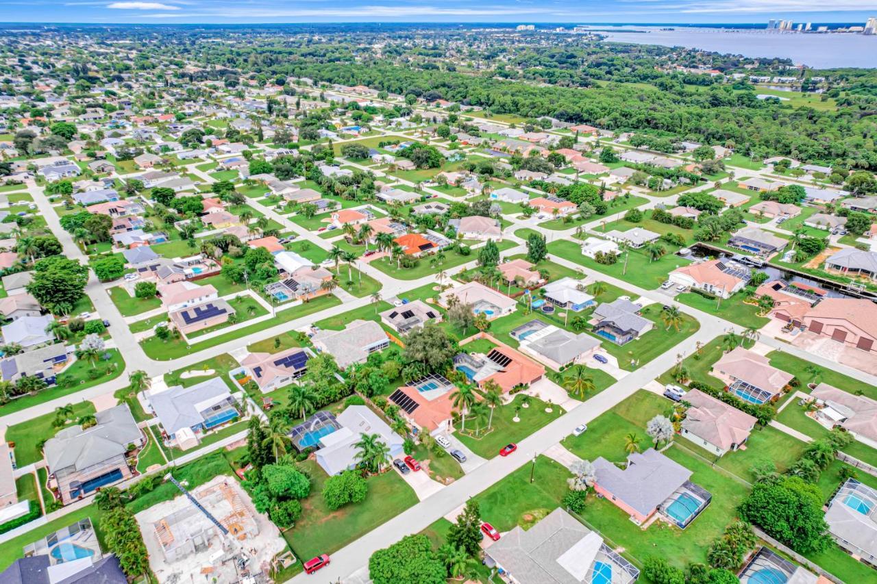 Cape Escape Villa Cape Coral Exterior photo